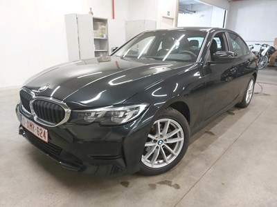 BMW 3 berline 3 BERLINE 318dA 136PK Advantage Pack Business With Heated Vernasca Sport Seats &amp; Live CockPit Pro &amp; Driving Assistant &amp; Parking