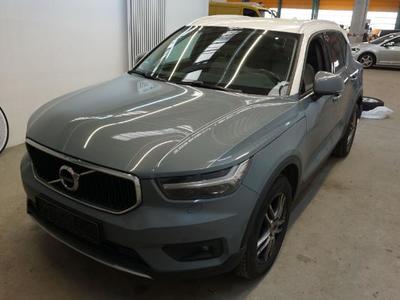 XC40 Momentum Pro AWD 2.0 D3 110KW AT8 E6dT