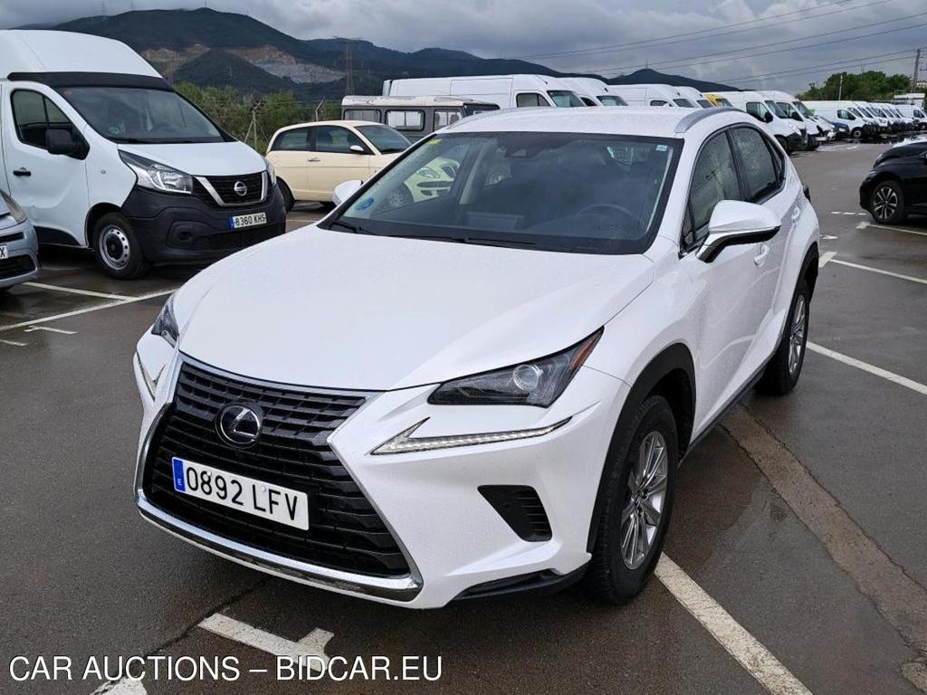 LEXUS NX / 2017 / 5P / todoterreno 2.5 300h Business Navigation 2WD