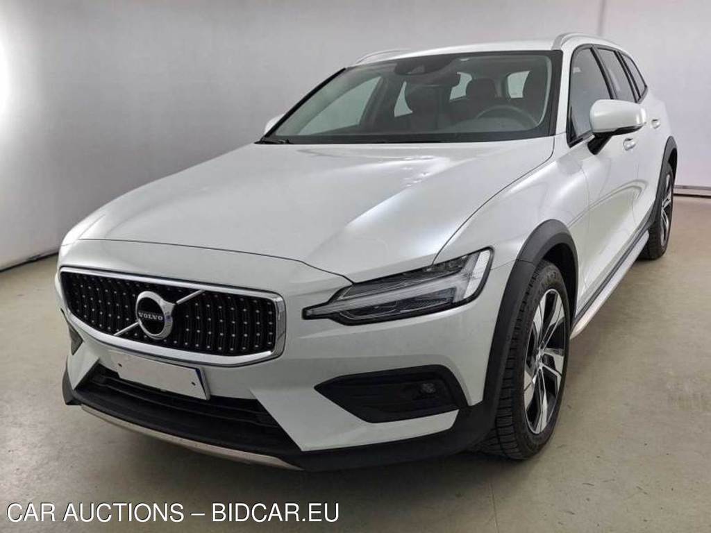 VOLVO V60 CROSS COUNTRY / 2019 / 5P / Station wagon B4 AWD autom. Cross Country Pro Line