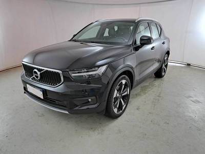 VOLVO XC40 / 2017 / 5P / SUV D3 AWD GEARTRONIC MOMENTUM