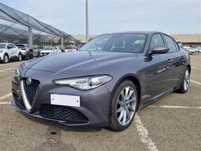 ALFA ROMEO GIULIA / 2016 / 4P / BERLINA 2.2 TURBO DIESEL 160CV BUSINESS AT8