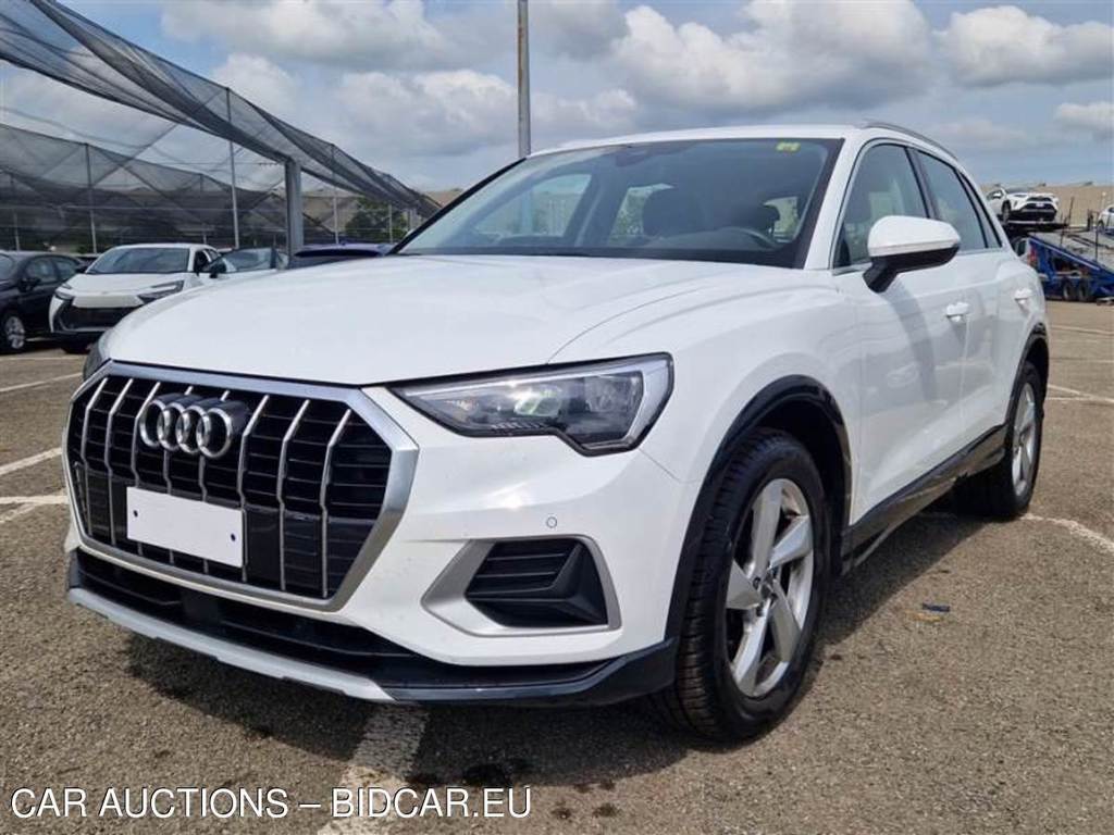 AUDI Q3 / 2018 / 5P / SUV 35 TDI S TRONIC BUSINESS ADVANCED