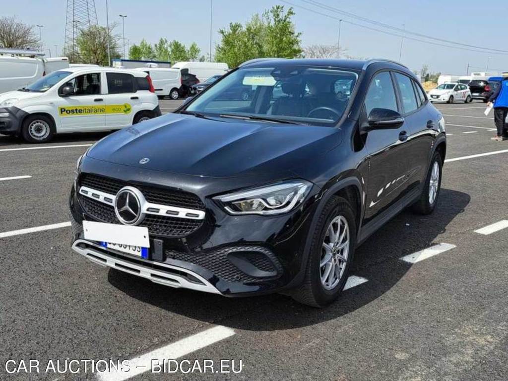 MERCEDES-BENZ GLA / 2020 / 5P / CROSSOVER GLA 200 AUTOMATIC BUSINESS EXTRA