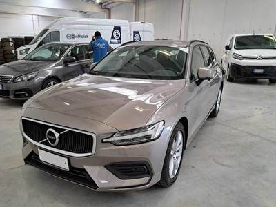 VOLVO V60 / 2018 / 5P / STATION WAGON D4 GEARTRONIC BUSINESS