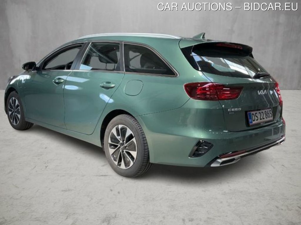 KIA Ceed SW 1.6 GDI PHEV 141 Prestige DCT 5d