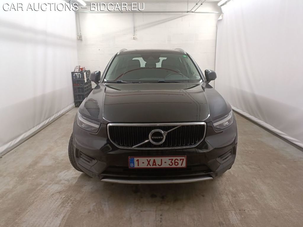 Volvo XC40 D3 Momentum Pro 5d