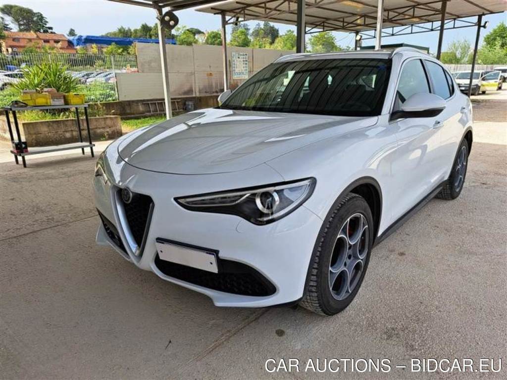 ALFA ROMEO STELVIO / 2017 / 5P / SUV 2.2 TURBO DIESEL 160CV AT8 RWD BUSINESS