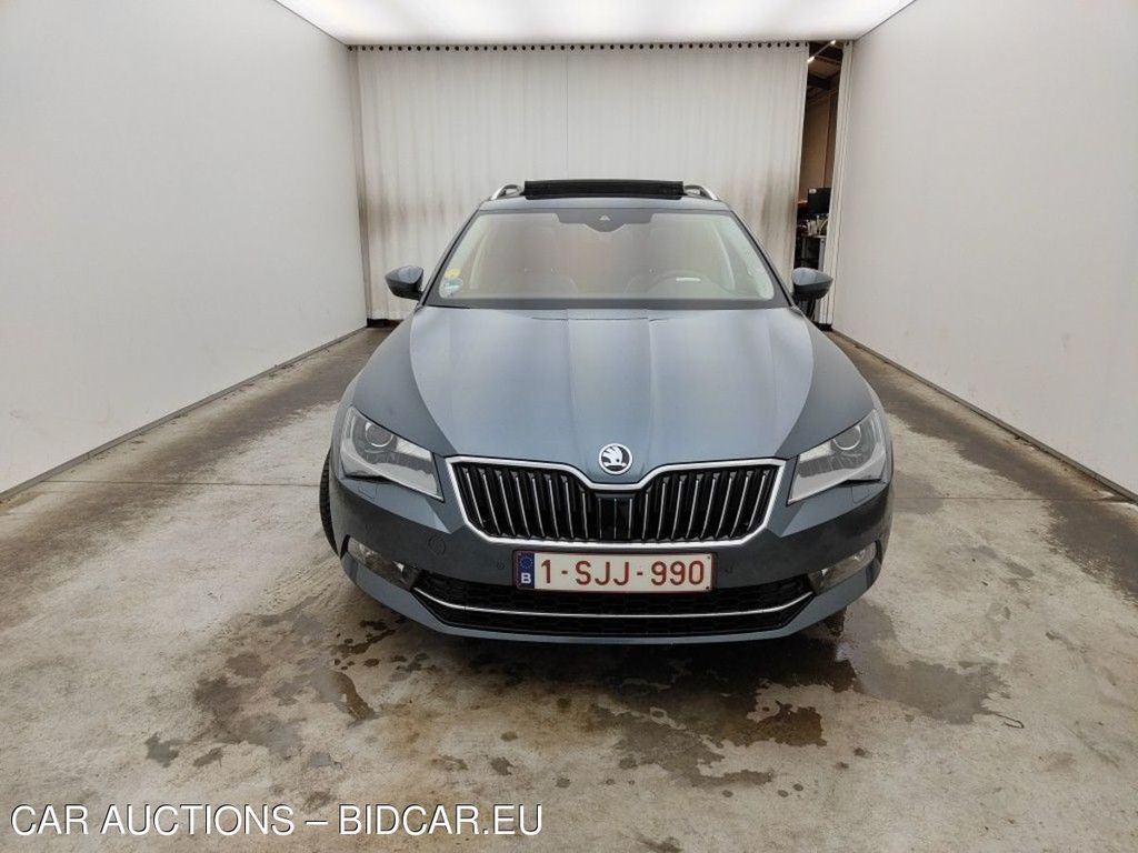 Skoda Superb Combi 2.0 CRTDI 140kW DSG6 L&amp;K 5d