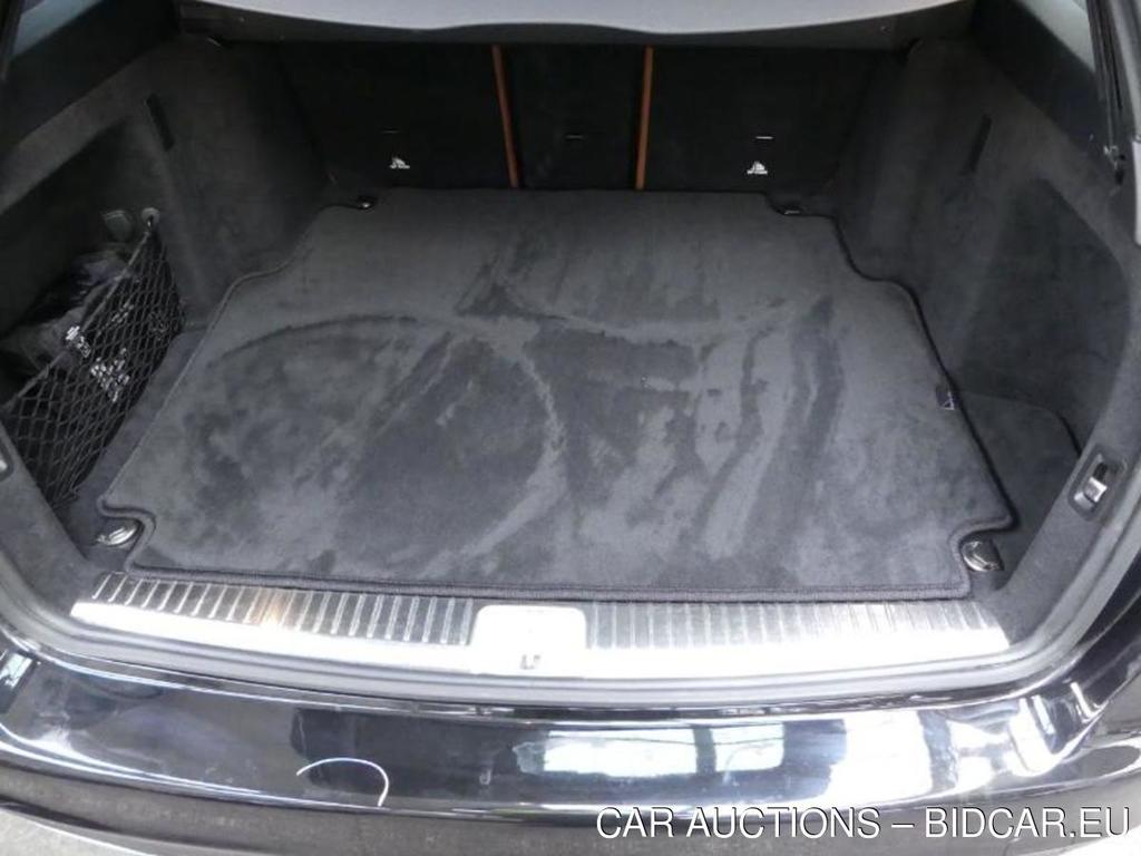 MERCEDES-BENZ C-Klasse C 200 d T 9G-TRONIC AMG Line 5d 118kW