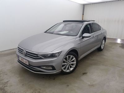 Volkswagen Passat 2.0 TDI SCR 140kW DSG7 Elegance Business 4d