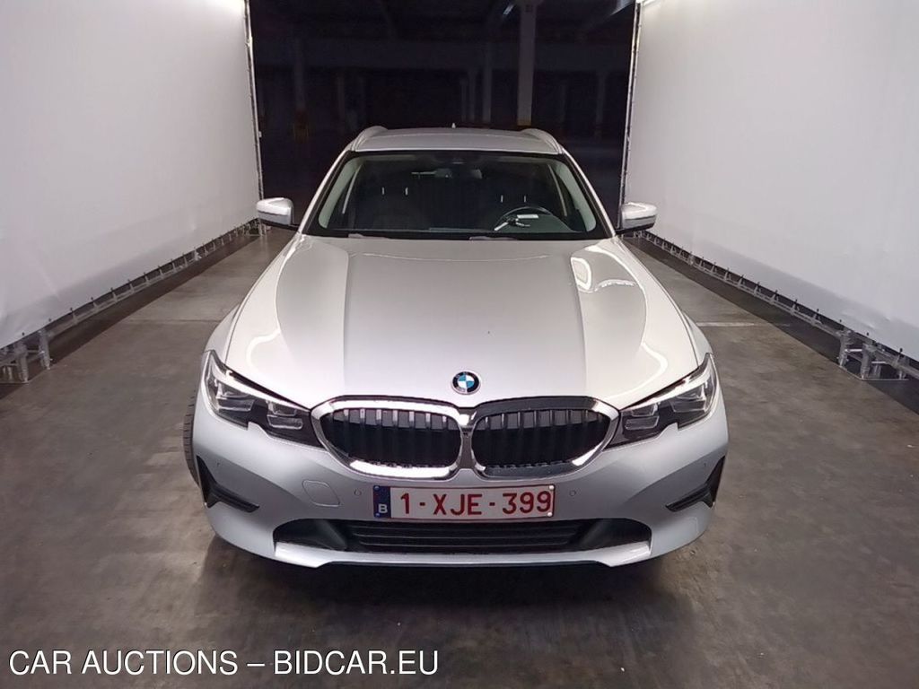 BMW 3 Reeks Touring 318dA (100 kW) 5d