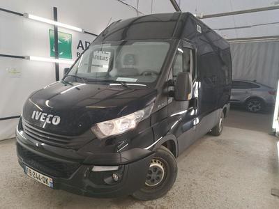 IVECO Daily VU 4p Fourgon 2.3 35S16 V11 H2 3520 / VANNE EGR + EMBRAYAGE + FREINS