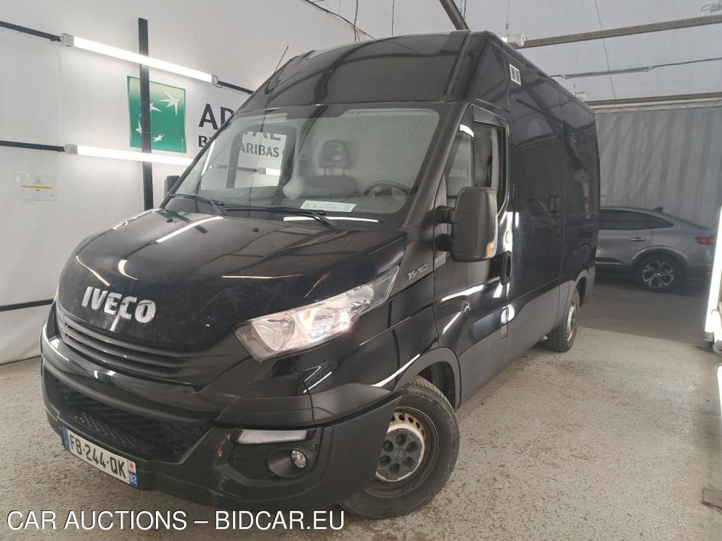 IVECO Daily VU 4p Fourgon 2.3 35S16 V11 H2 3520 / VANNE EGR + EMBRAYAGE + FREINS