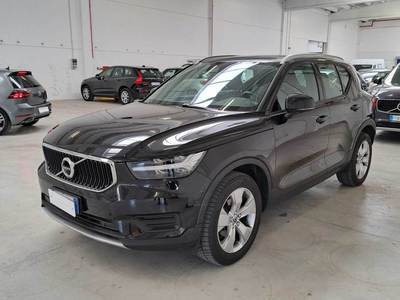 VOLVO XC40 / 2017 / 5P / SUV T3 GEARTRONIC MOMENTUM