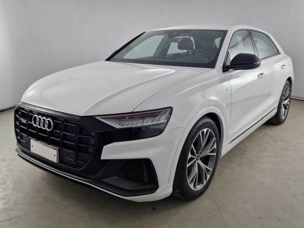 AUDI Q8 / 2018 / 5P / SUV 60 TFSI E 340KW QUATTRO TIP. S LINE PLUS