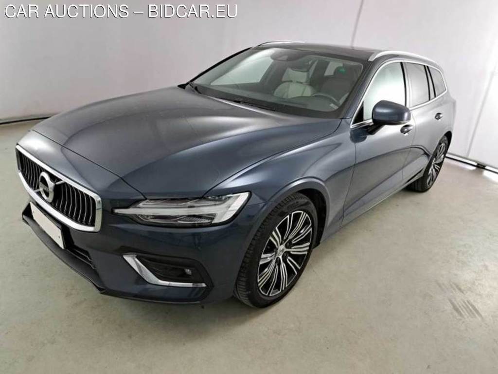 VOLVO V60 / 2018 / 5P / STATION WAGON D4 GEARTRONIC INSCRIPTION