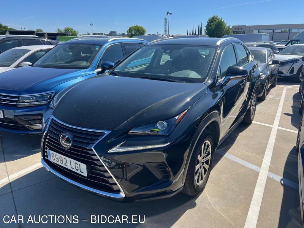 LEXUS NX / 2017 / 5P / todoterreno 2.5 300h Business Navigation 2WD