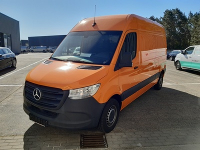 Mercedes-Benz SPRINTER 211 CDI A2 3,0t Front Hochdach standard