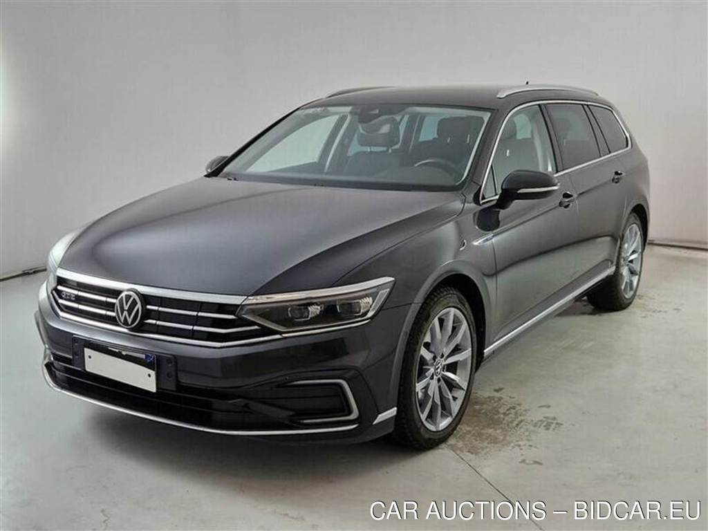 VOLKSWAGEN PASSAT / 2019 / 5P / STATION WAGON VAR. 1.4 PLUG IN HYBRID GTE DSG