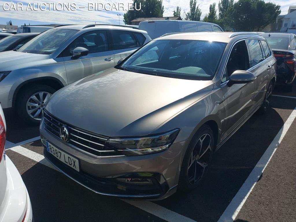 Passat Variant R-Line 2.0 150CV AT7