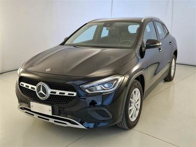 MERCEDES-BENZ GLA / 2020 / 5P / CROSSOVER GLA 180 D AUTOMATIC BUSINESS EXTRA