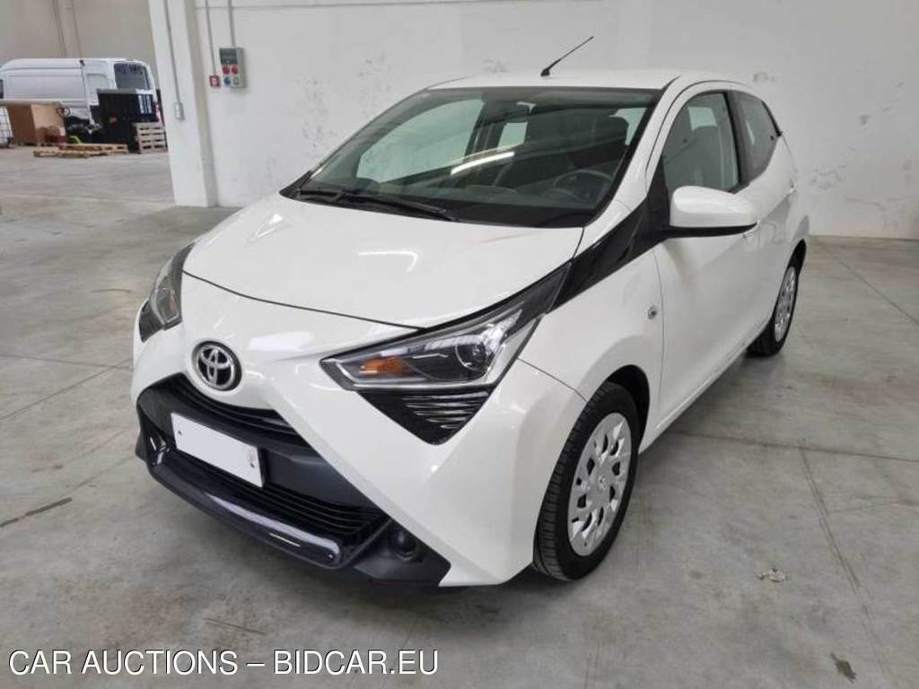 TOYOTA AYGO CONNECT / 2018 / 5P / BERLINA 1.0 VVT-I X-BUSINESS MMT MY19