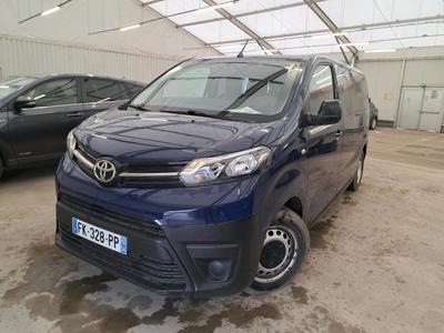 TOYOTA Proace 4p Combi 1.5 D MEDIUM 120 D-4D DYNAMIC