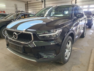 Volvo XC40 D4 AWD Momentum Pro Geartronic