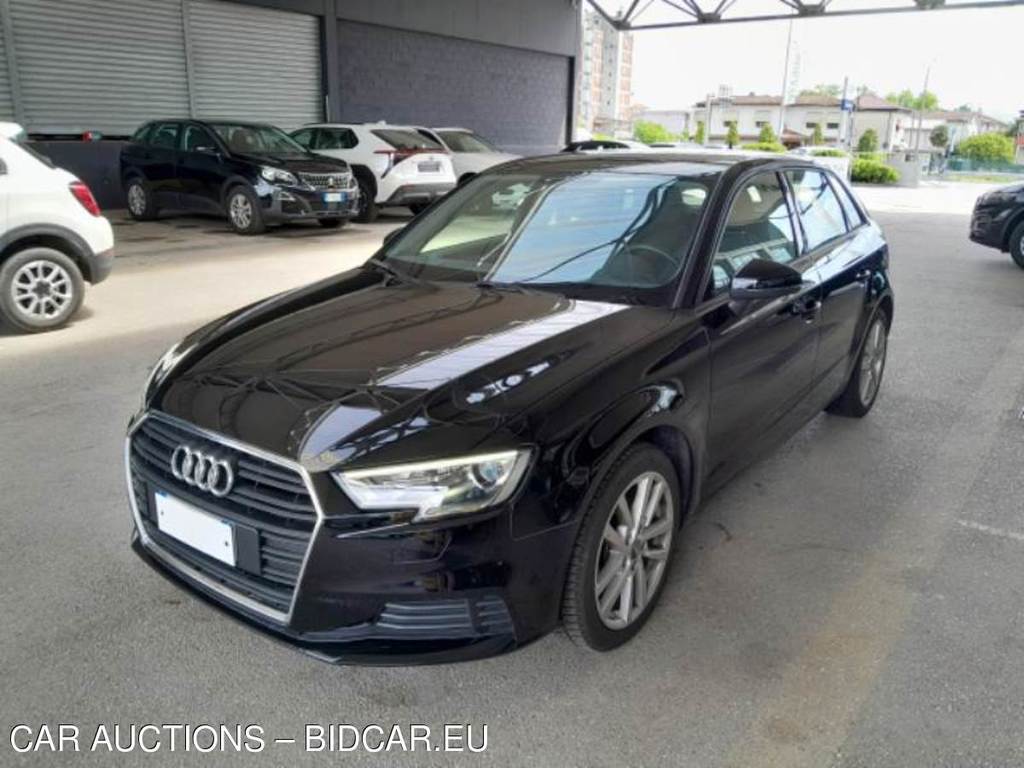 AUDI A3 / 2016 / 5P / BERLINA 30 G-TRON S TRONIC BUSINESS S.BACK