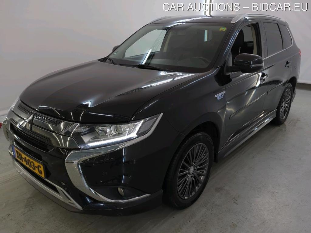 Mitsubishi Outlander PHEV Pure 5d