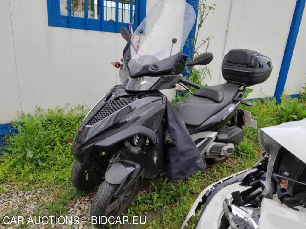 PIAGGIO MP3 2012 MP3 300 LT YOURBAN