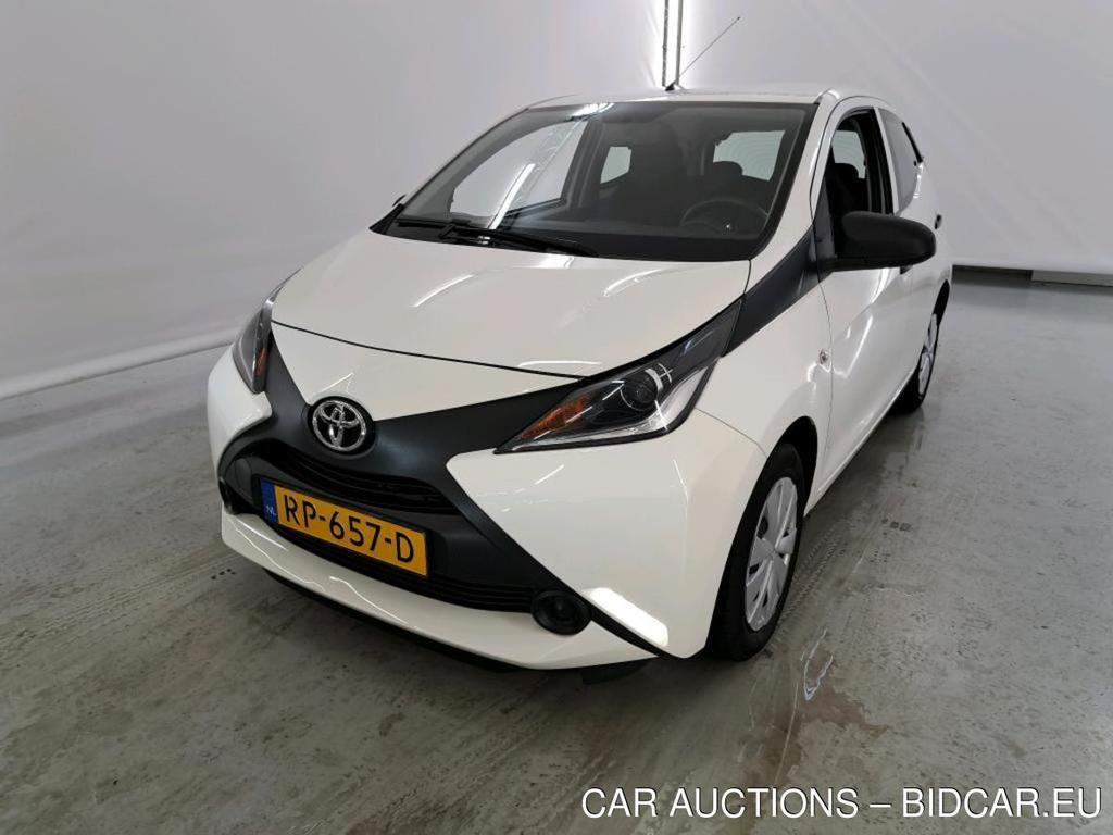 Toyota AYGO 1.0 VVT-i x-fun 5d