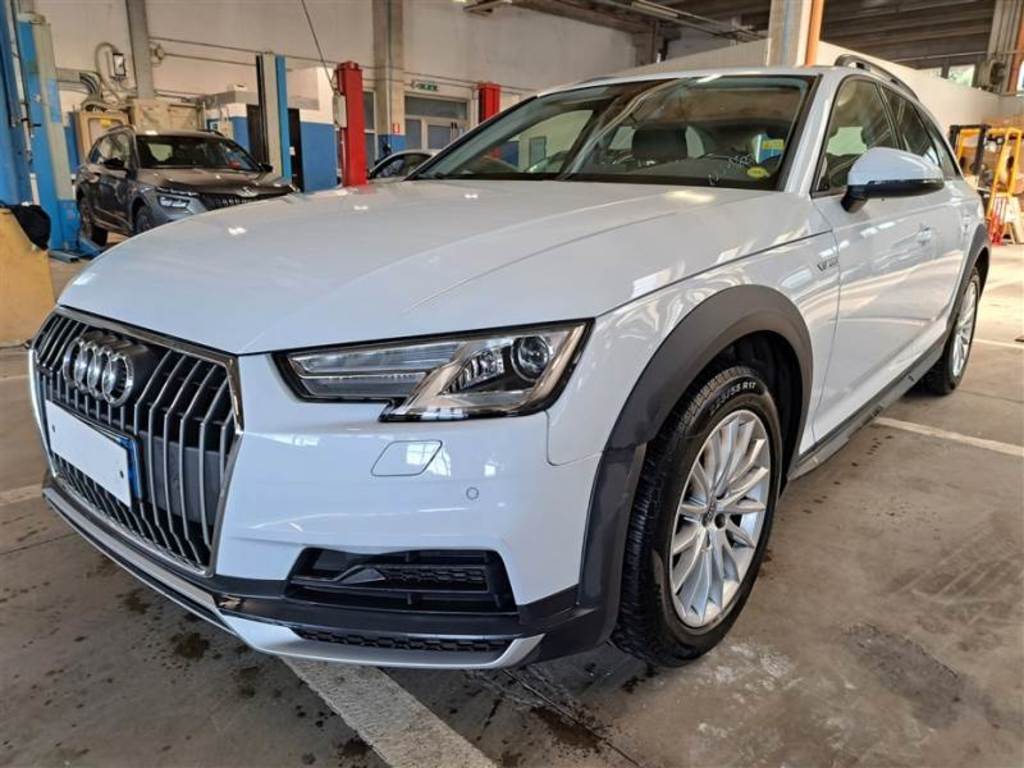 AUDI A4 ALLROAD QUATTRO / 2016 / 5P / STATION WAGON 2.0 TDI 120KW QUATTRO S TRONIC BUSINESS