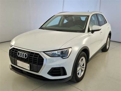 AUDI Q3 / 2018 / 5P / SUV 35 TDI S TRONIC BUSINESS