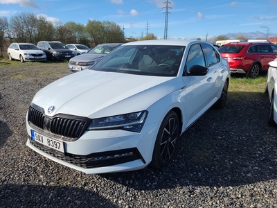 Superb (3V3)(2015) Supe.FL2.0TDI 110 Sportline AT