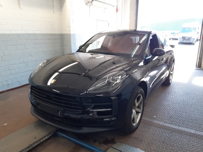 Porsche MACAN -