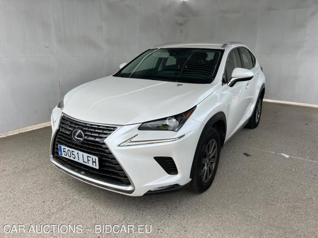 LEXUS NX / 2017 / 5P / todoterreno 2.5 300h Business Navigation 2WD (CX)