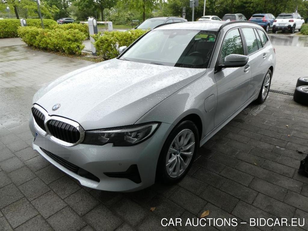 Baureihe 3 Touring 330 e Advantage 2.0 185KW AT8 E6d