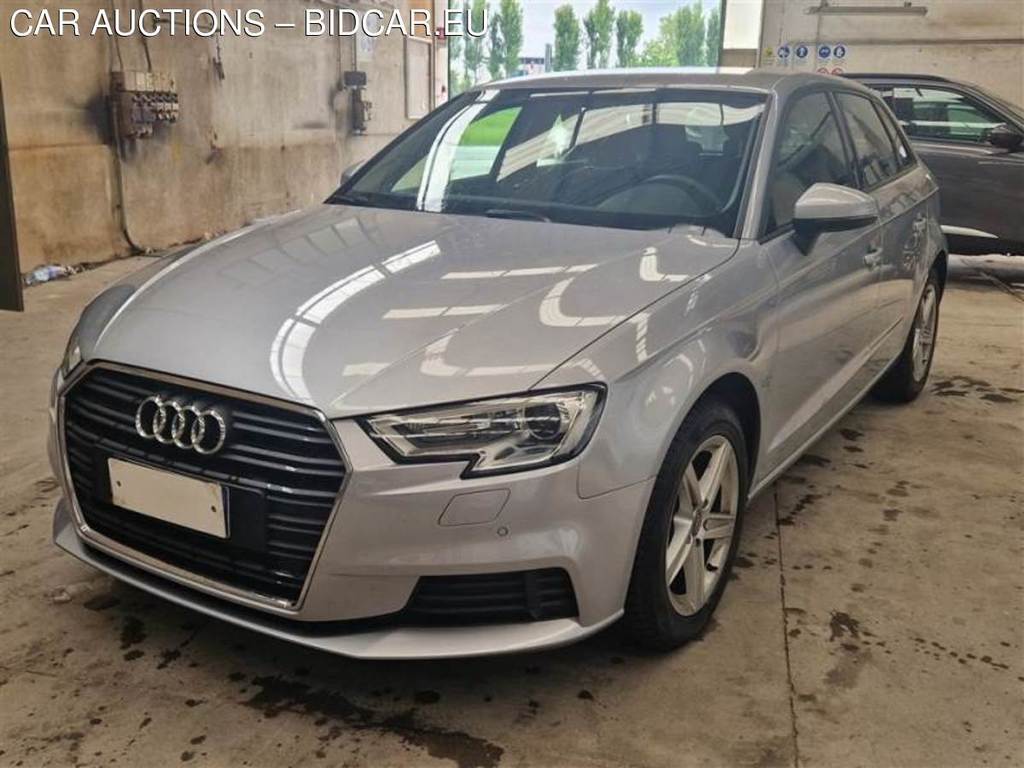 AUDI A3 / 2016 / 5P / BERLINA 35 TDI S TRONIC BUSINESS S.BACK