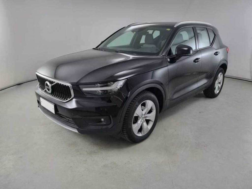 VOLVO XC40 / 2017 / 5P / SUV D3 AUTOMATICO MOMENTUM PRO