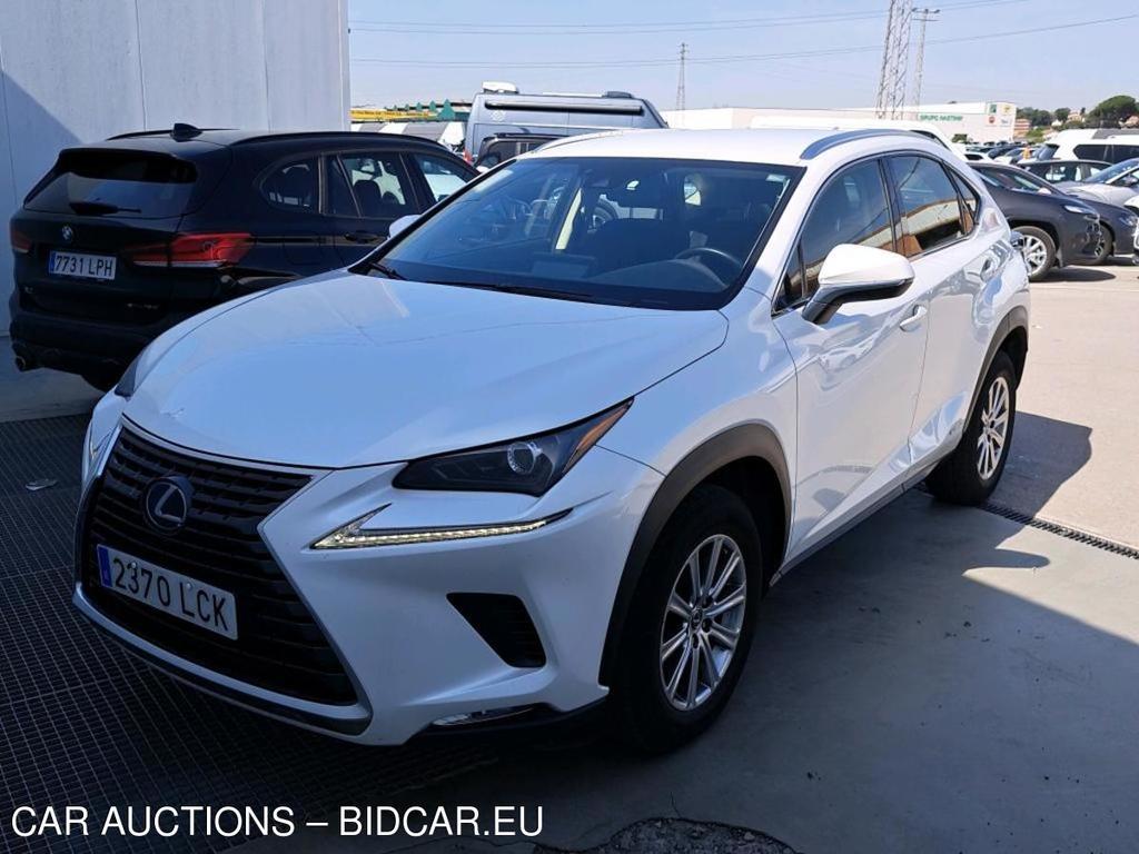 LEXUS NX / 2017 / 5P / todoterreno 2.5 300h Business Navigation 2WD (CX)