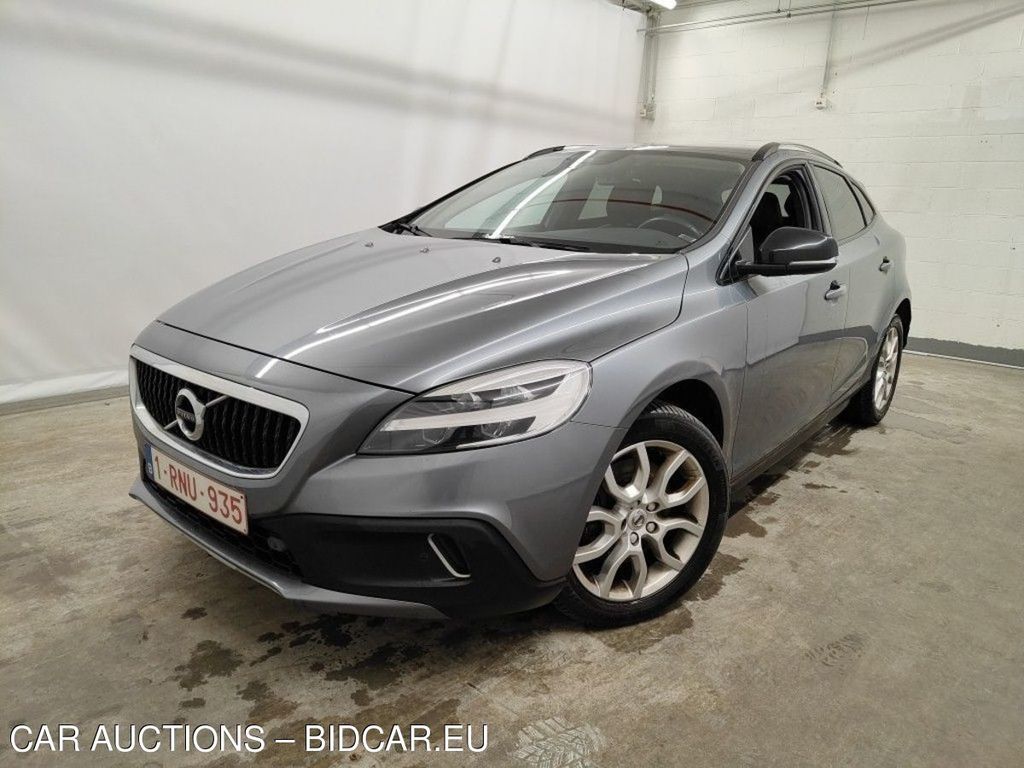 Volvo V40 Cross Country D3 Summum 5d