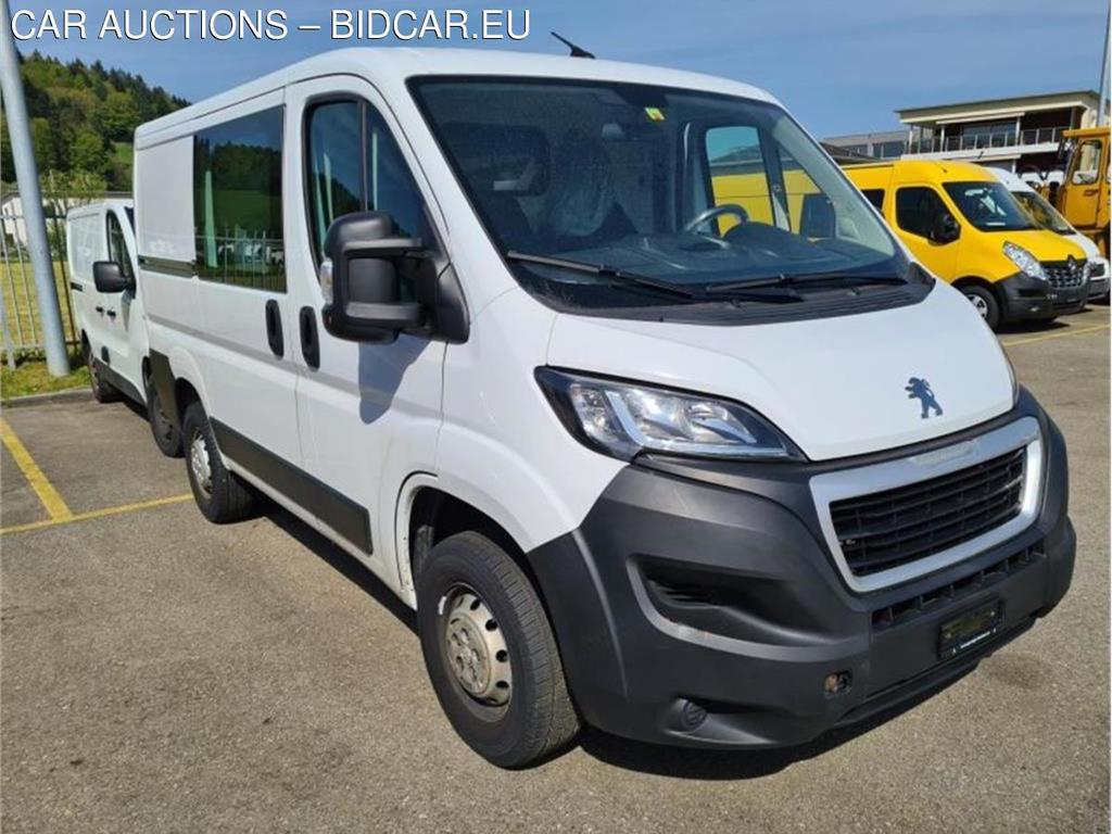 Peugeot Boxer BlueHDi 140 S&amp;S Premium 330 L1H1 4d