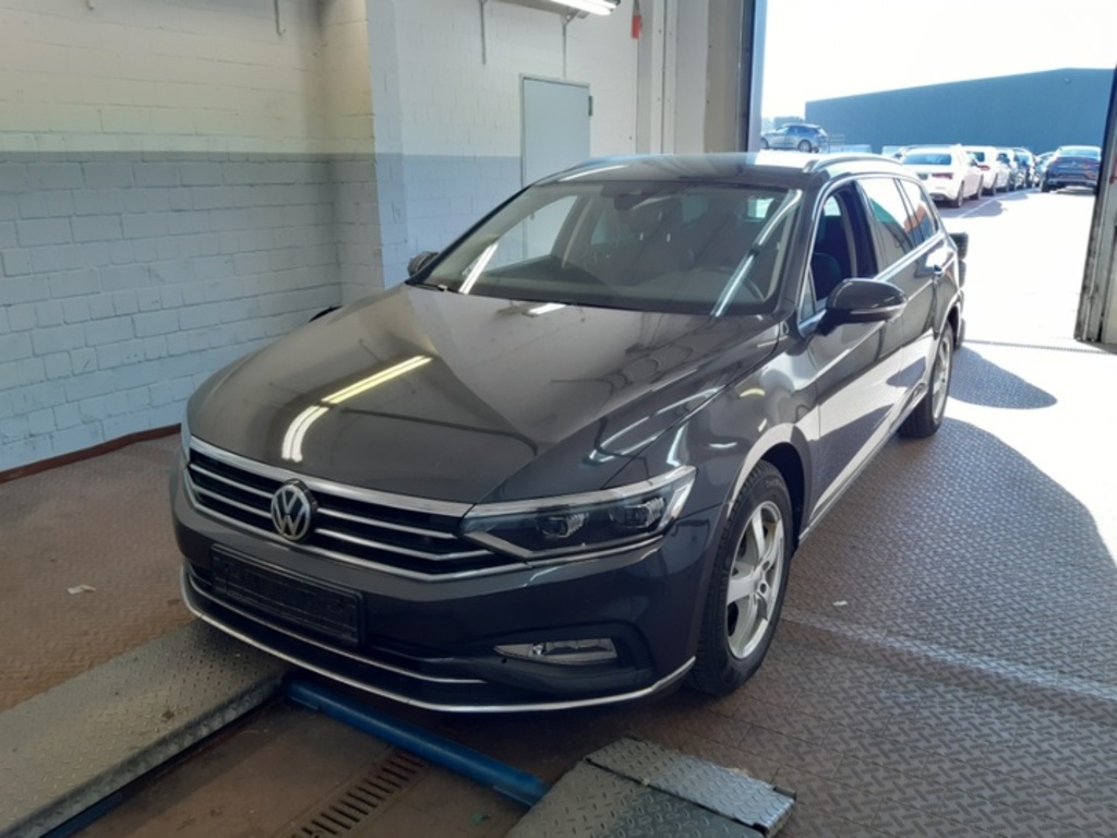 Volkswagen PASSAT 2.0 TDI SCR 140kW DSG Elegance Variant