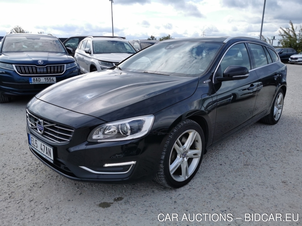 V60 (2010) V60 D5 TE SUMMUM AT