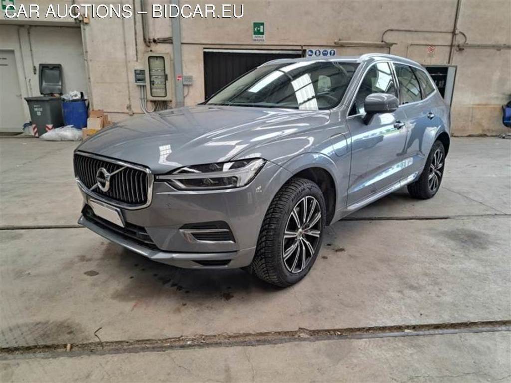 VOLVO XC60 / 2017 / 5P / SUV T8 PLUG-IN AWD AUTO RECHARGE INSCR.
