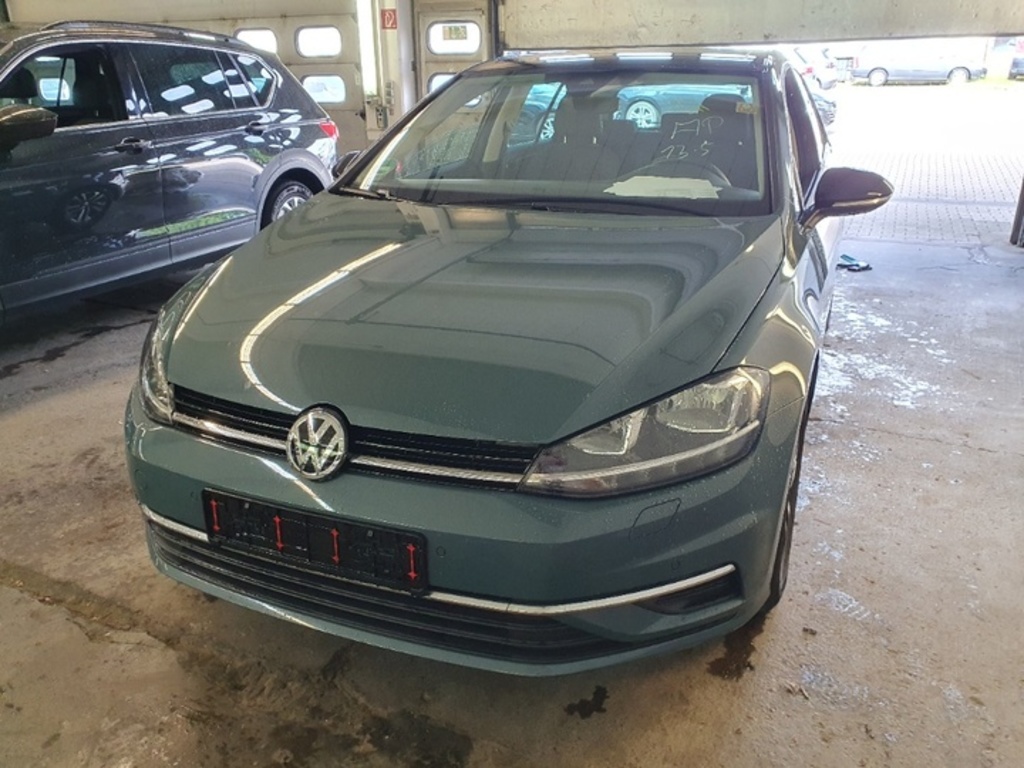 Volkswagen GOLF 1.6 TDI SCR IQ.DRIVE