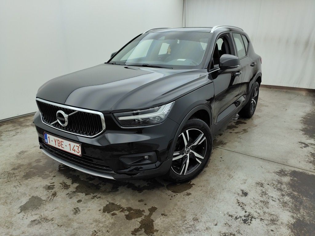 Volvo XC40 T3 Momentum Pro 5d