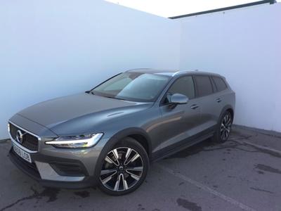 V60 Cross Country Pro AWD 2.0 D4 190CV AT8 E6dT